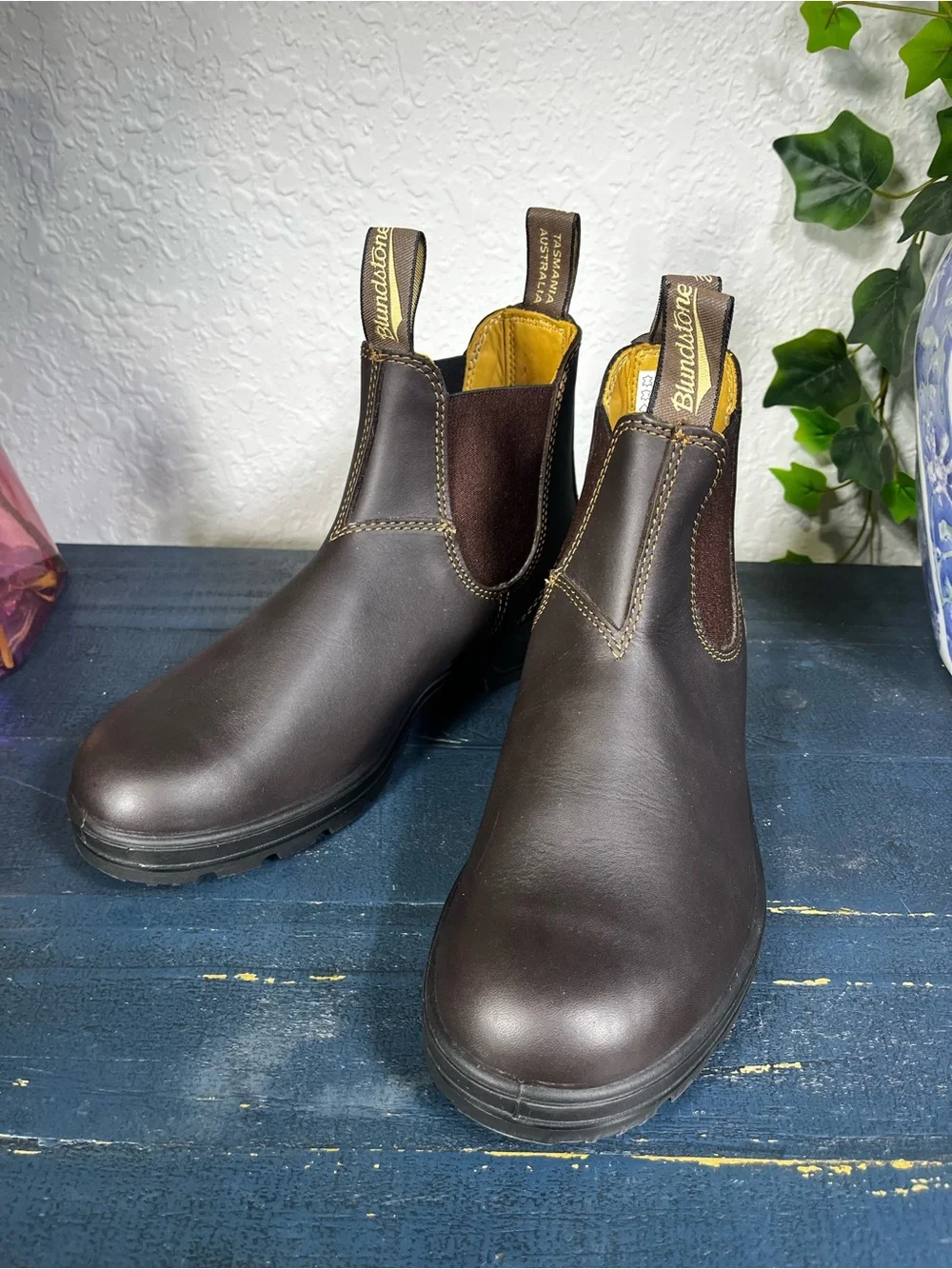 Blundstone Women’s 9 Walnut Brown Classics Chelsea Boot Mens 7